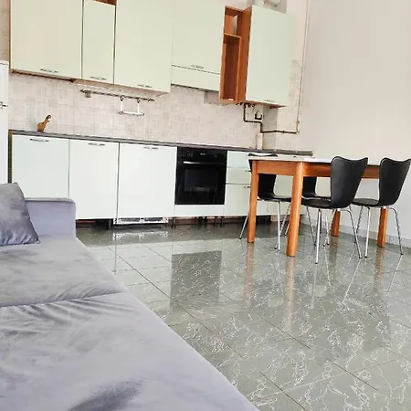 Apartment Apartament Sesto Rondo Mm1